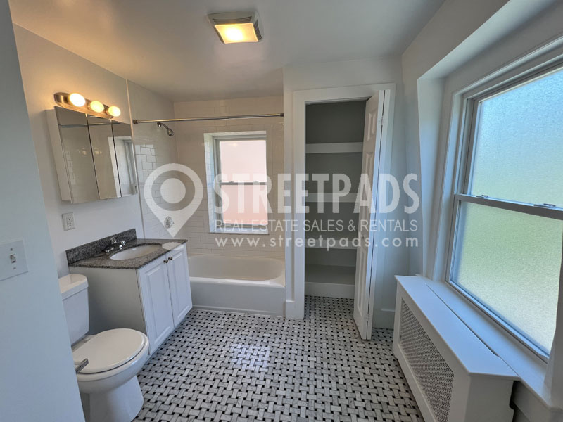 1 bed, 1 bath apartment for rent at 59 Langdon St Unit 3, Neighborhood Nine — photo 15 of 22