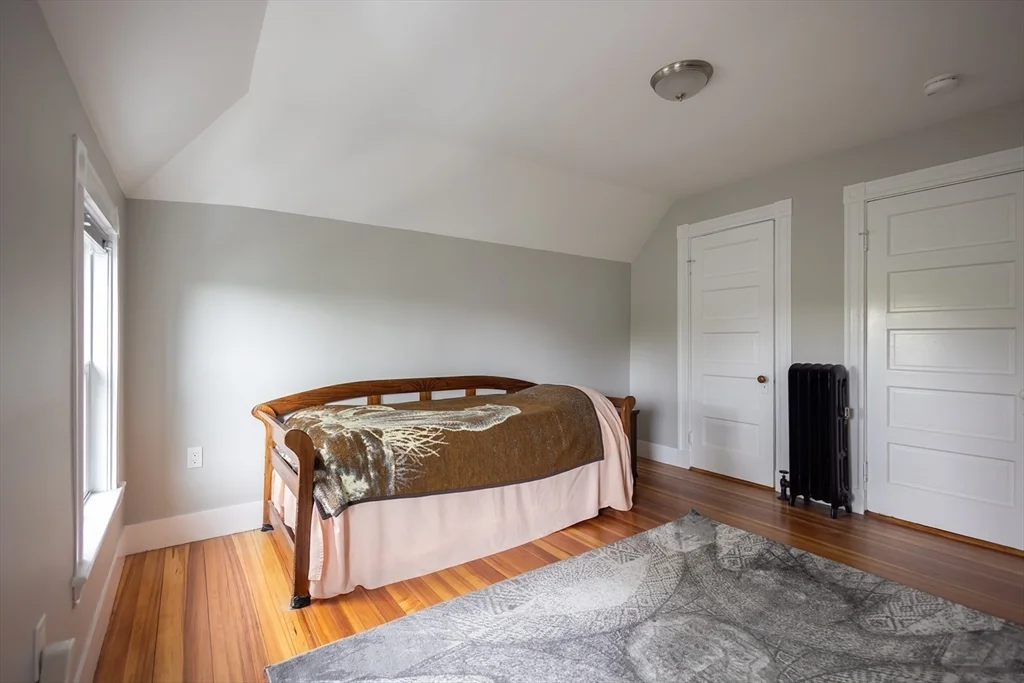 3 bed, 1 bath apartment for rent at 59 Liberty Ave Unit 2, Ball Square — photo 13 of 22