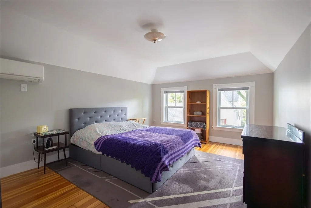3 bed, 1 bath apartment for rent at 59 Liberty Ave Unit 2, Ball Square — photo 15 of 22