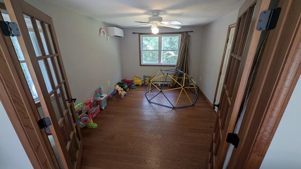5 bed, 3 bath apartment for rent at 59 Lincoln St Unit 1, Norton — photo 25 of 38