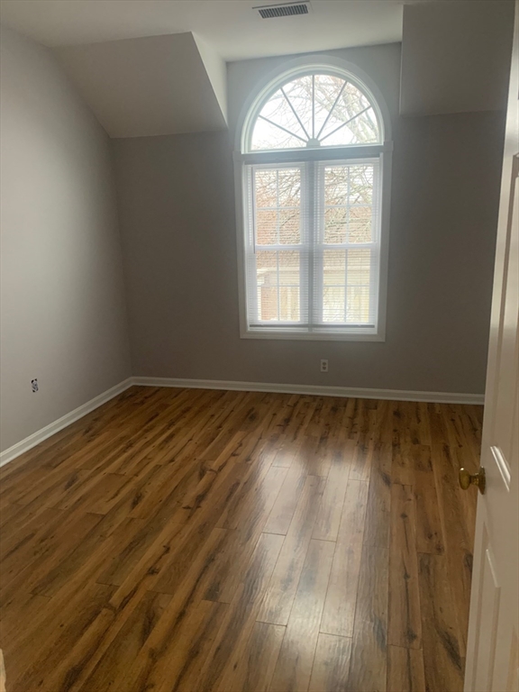 2 bed, 2 bath apartment for rent at 59 Linden St Unit 314, Taunton — photo 7 of 13