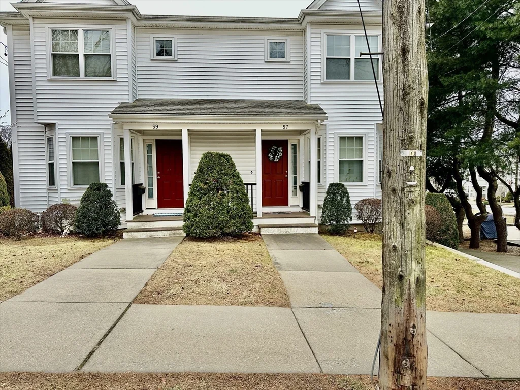 3 bed, 2 bath apartment for rent at 59 Lowell Ave Unit 59, Watertown — photo 11 of 11