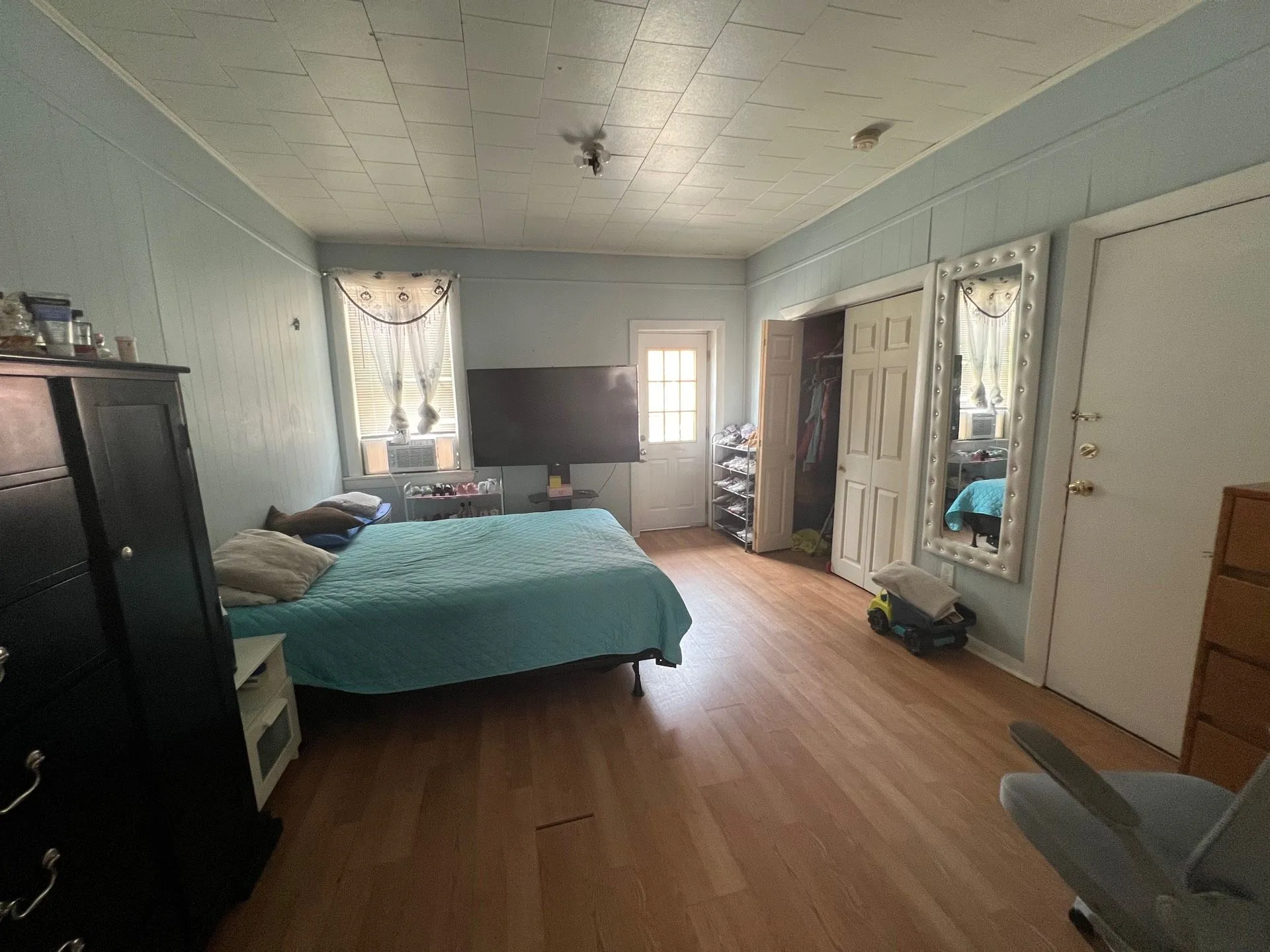 3.5 bed, 1 bath apartment for rent at 59 Lubec St Unit 1, East Boston — photo 5 of 13