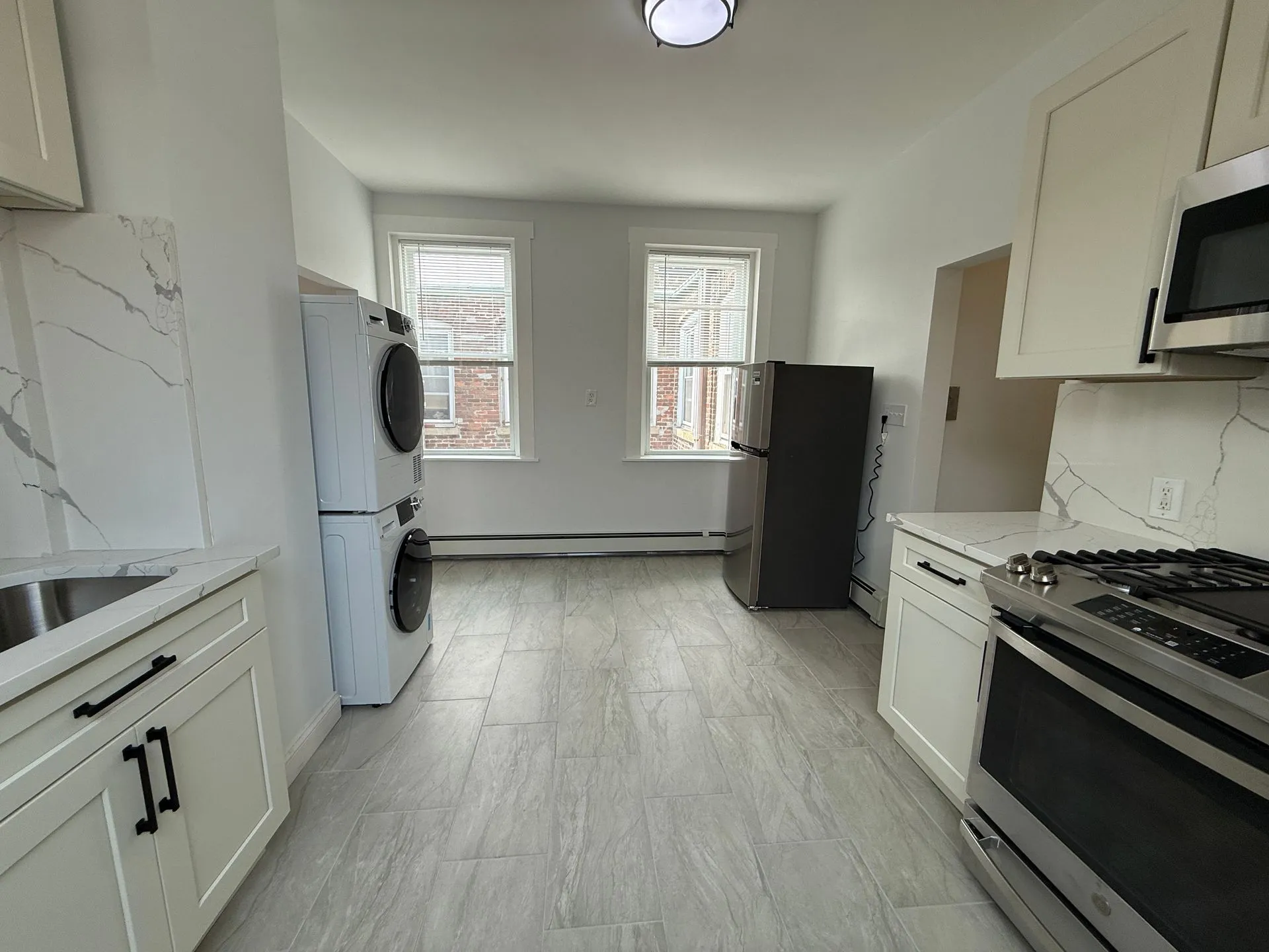 2.5 bed, 1 bath apartment for rent at 59 Lubec St Unit 4, East Boston — photo 2 of 16