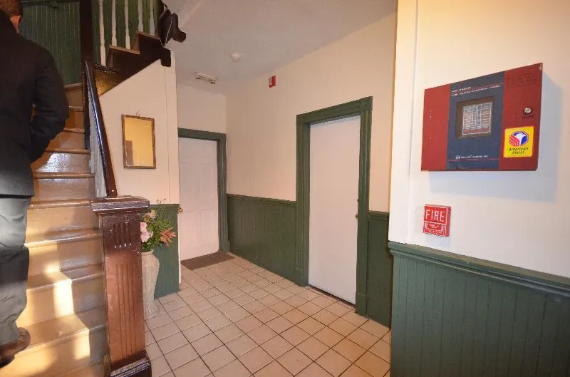 2.5 bed, 1 bath apartment for rent at 59 Lubec St Unit 4, East Boston — photo 16 of 16