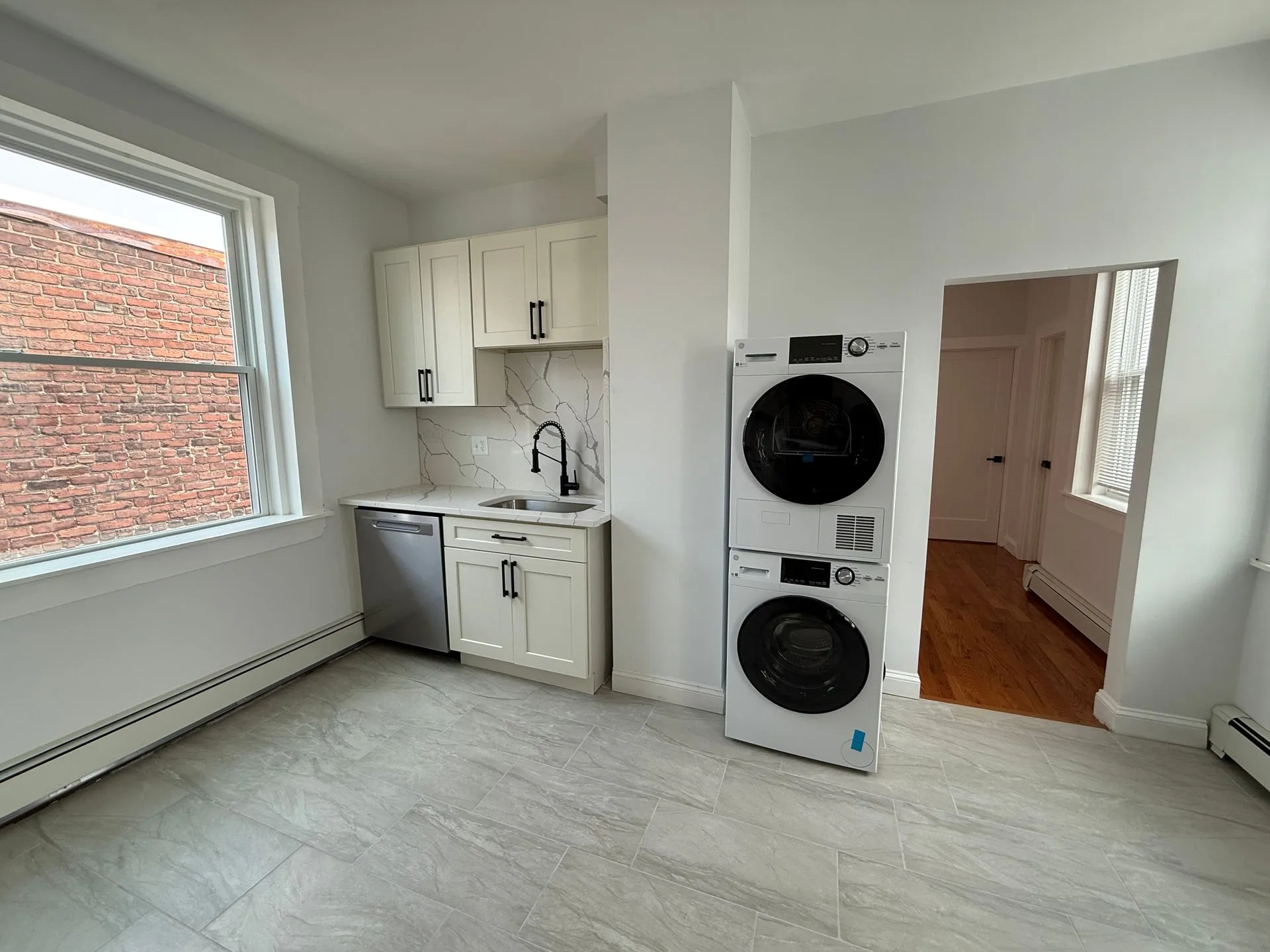 2.5 bed, 1 bath apartment for rent at 59 Lubec St Unit 4, East Boston — photo 3 of 16
