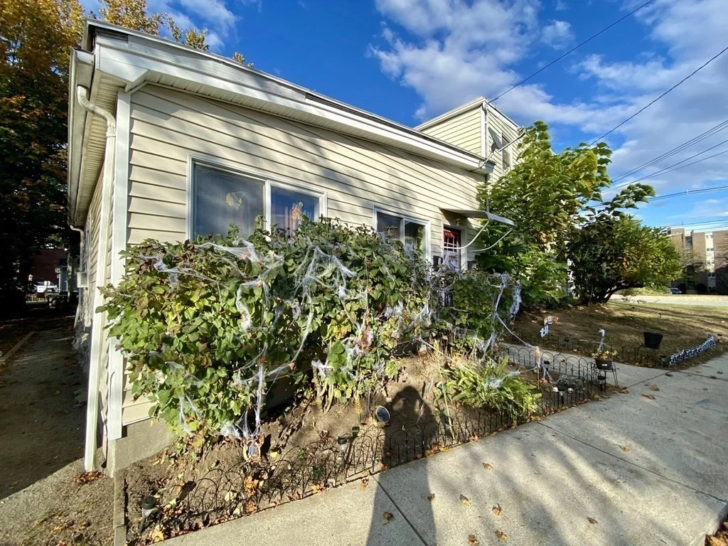 2 bed, 1 bath apartment for rent at 59 Main St Unit 2, Lindenwood — photo 3 of 28