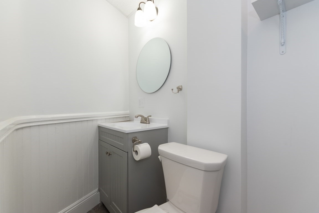 2 bed, 1 bath apartment for rent at 59 Main Unit 2, Hudson — photo 9 of 10