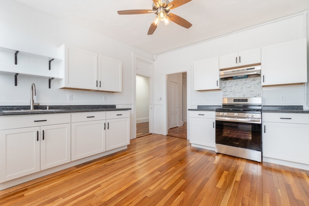 2 bed, 1 bath apartment for rent at 59 Main Unit 2, Hudson — photo 2 of 10