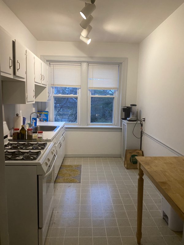 2 bed, 1 bath apartment for rent at 59 Manchester Rd Unit 6, North Brookline — photo 10 of 11