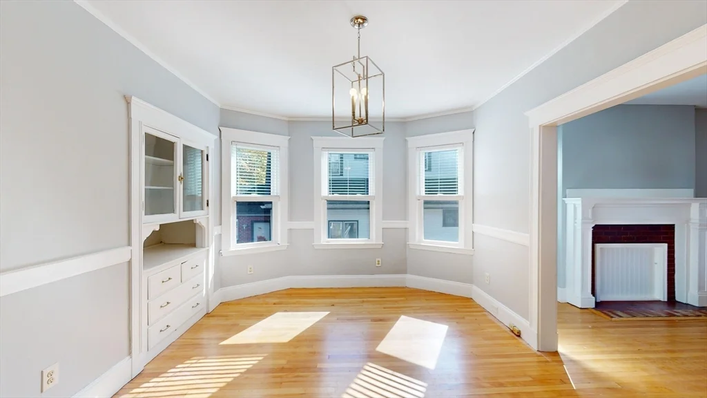 2 bed, 1 bath apartment for rent at 59 Manthorne Rd Unit 1, West Roxbury — photo 5 of 22