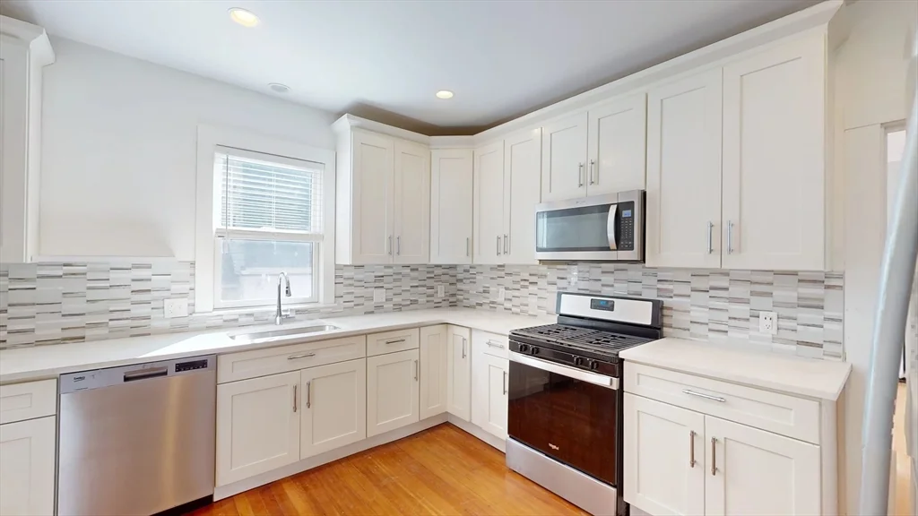2 bed, 1 bath apartment for rent at 59 Manthorne Rd Unit 1, West Roxbury
