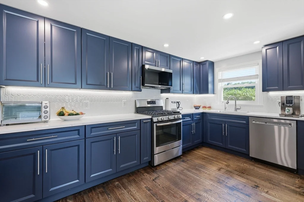 4 bed, 2 bath apartment for rent at 59 Merrimack Meadows Ln Unit 59, Tewksbury — photo 5 of 41
