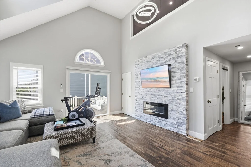4 bed, 2 bath apartment for rent at 59 Merrimack Meadows Ln Unit 59, Tewksbury — photo 10 of 41