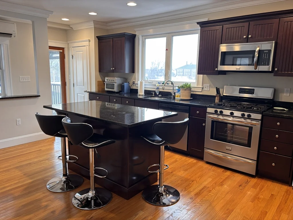 2 bed, 1 bath apartment for rent at 59 Morton Ave Unit 2, Medford — photo 1 of 9