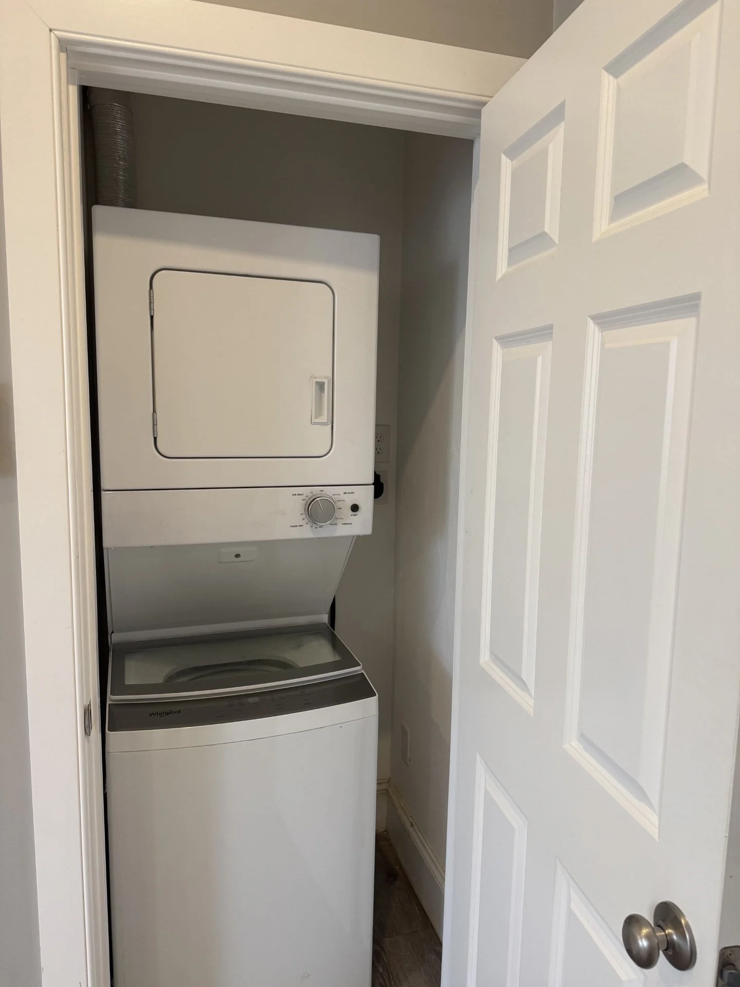 1 bed, 1 bath apartment for rent at 59 North Ave Unit 1, Rockland — photo 9 of 10