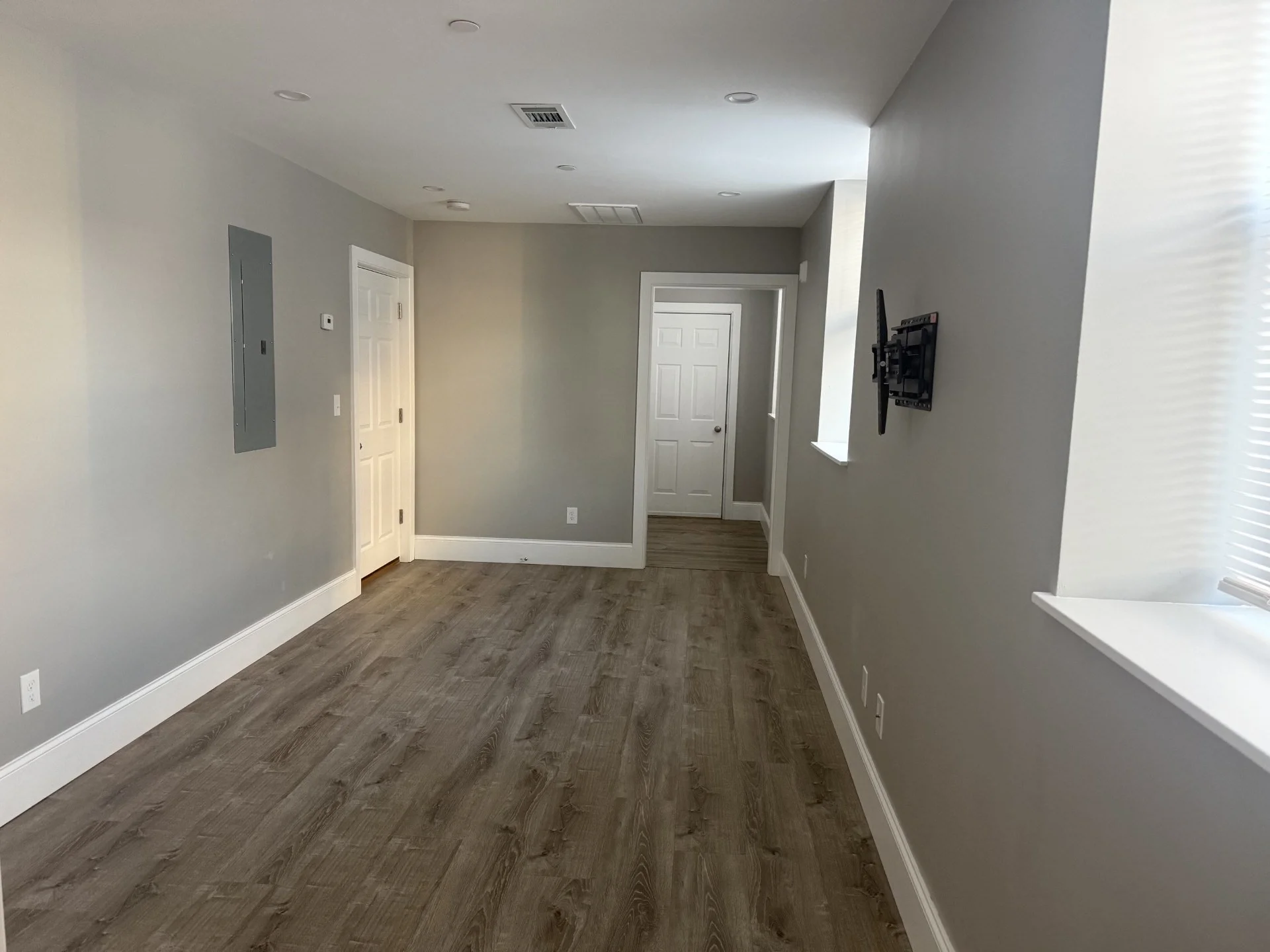 2 bed, 1 bath apartment for rent at 59 North Ave Unit 2, Rockland — photo 6 of 15