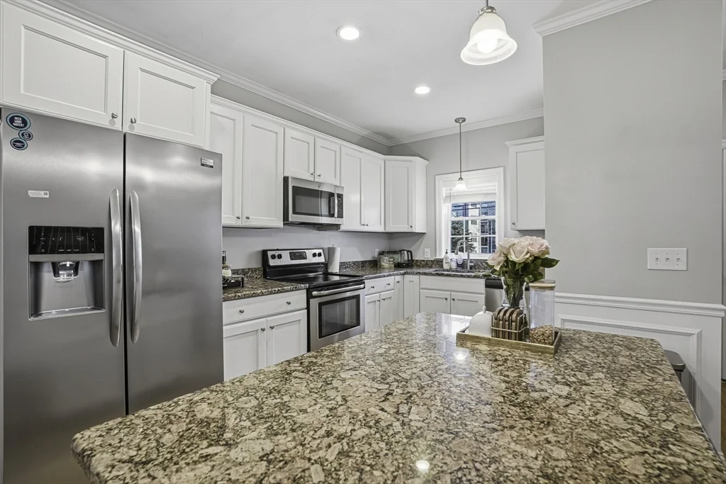 3 bed, 2 bath apartment for rent at 59 Olympia Ave Unit 4A, Shrewsbury — photo 5 of 41