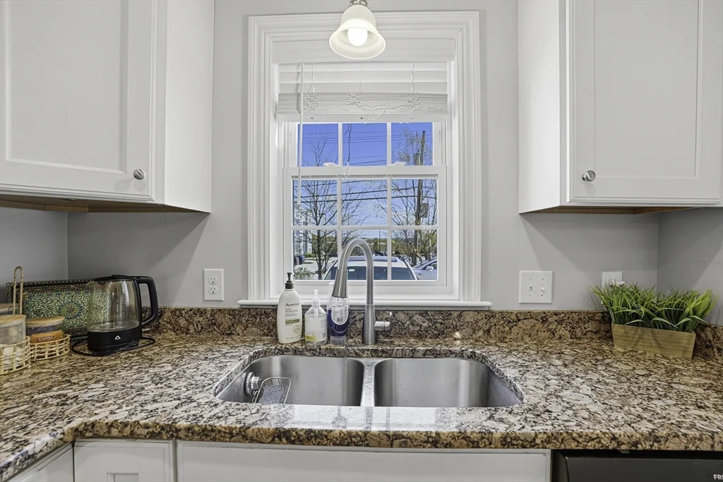 3 bed, 2 bath apartment for rent at 59 Olympia Ave Unit 4A, Shrewsbury — photo 7 of 41
