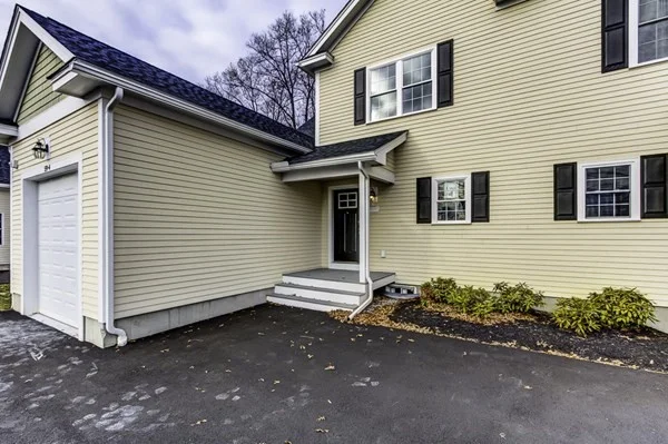 3 bed, 2 bath apartment for rent at 59 Olympia Ave Unit 4A, Shrewsbury — photo 3 of 41