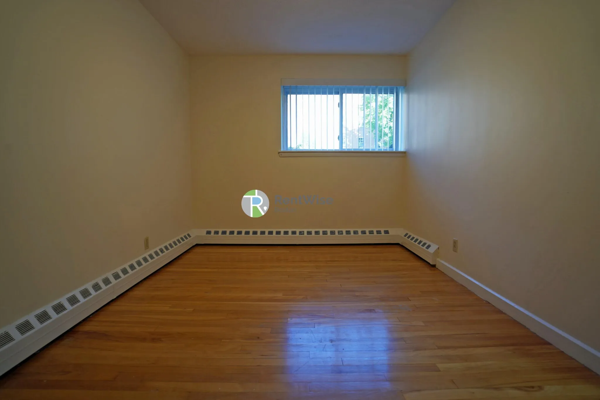 2 bed, 1 bath apartment for rent at 59 Parkman St Unit 1A, North Brookline — photo 11 of 15