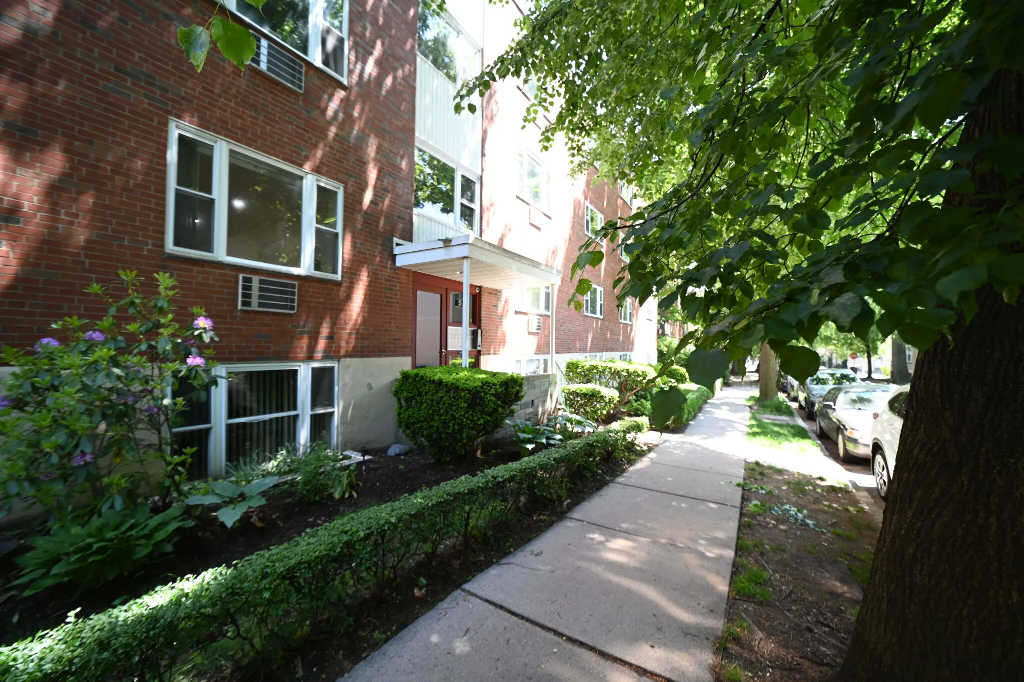2 bed, 1 bath apartment for rent at 59 Parkman St Unit 3A, Coolidge Corner — photo 4 of 4