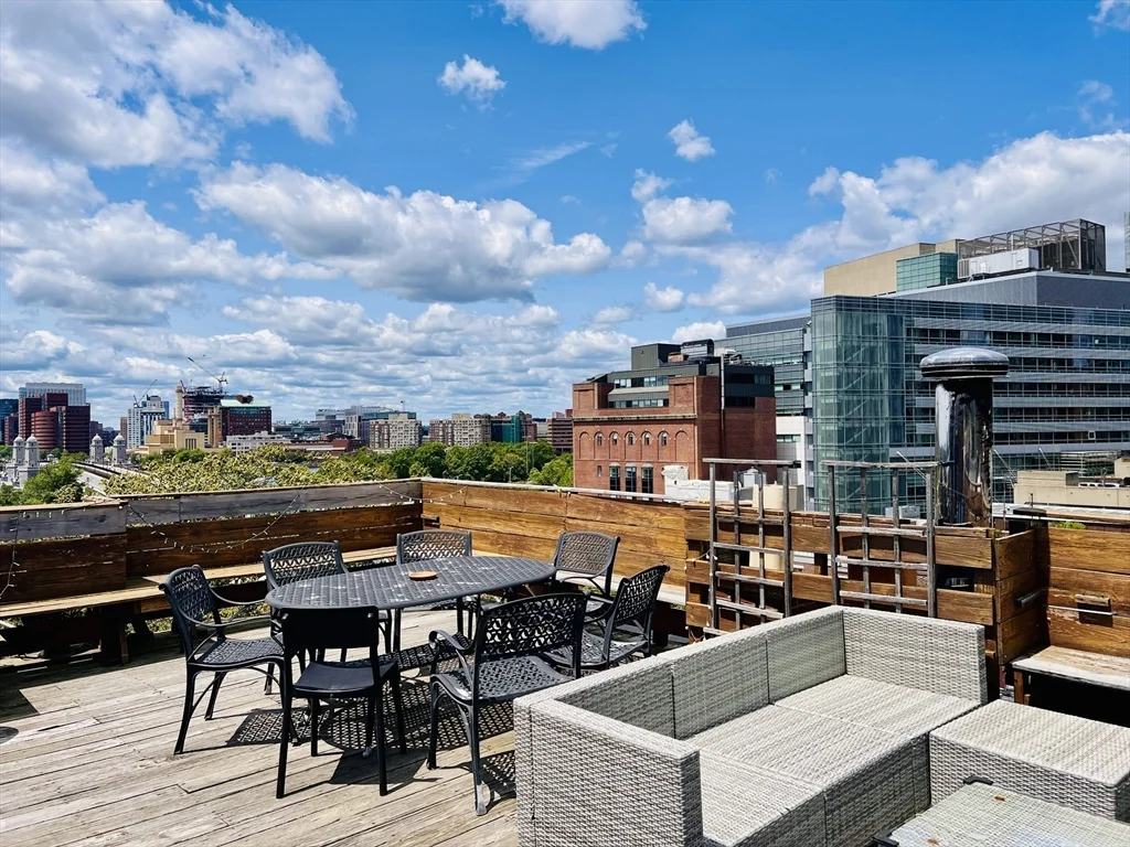 1 bed, 1 bath apartment for rent at 59 Phillips St Unit 5, Beacon Hill — photo 29 of 34