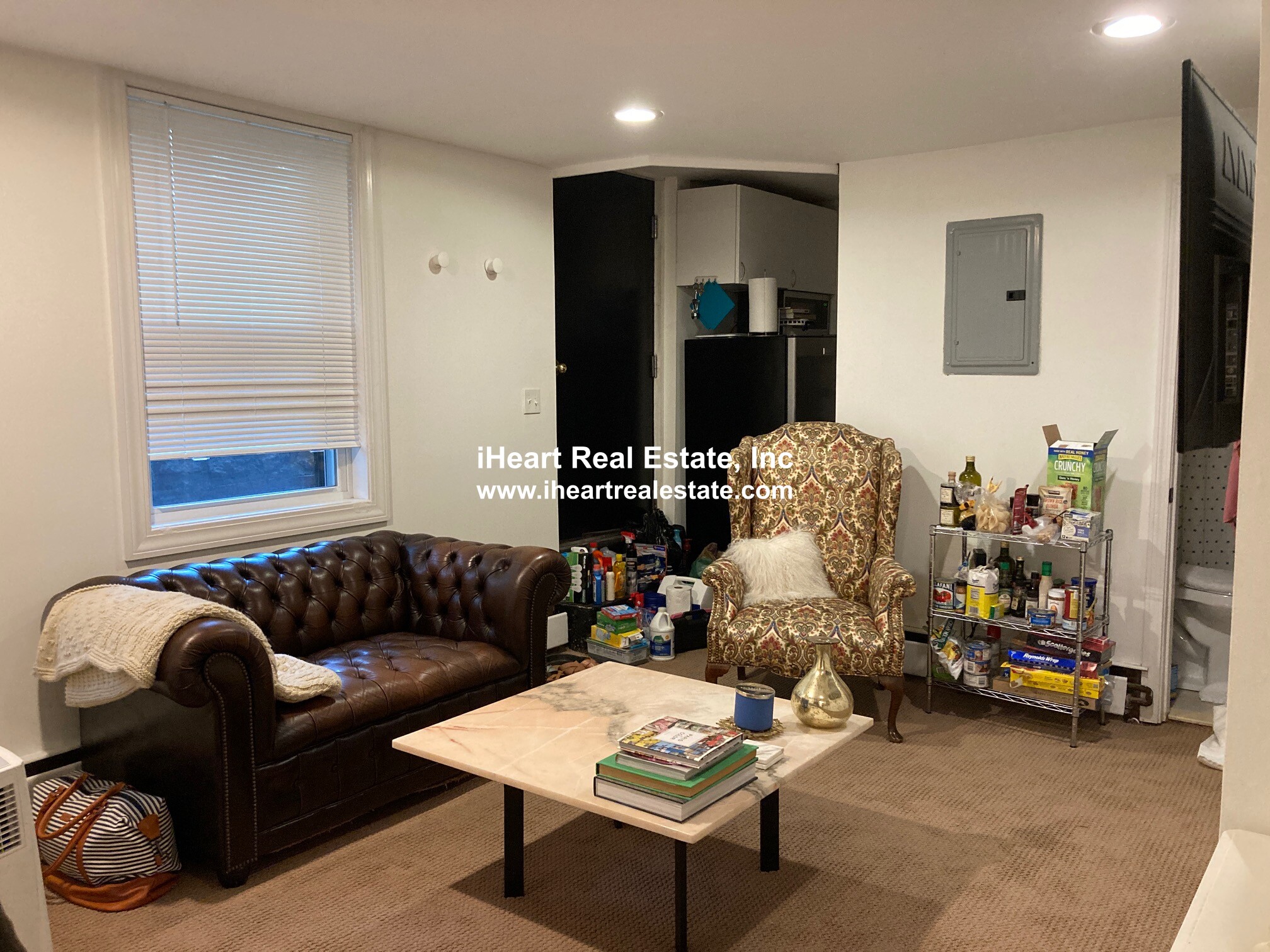 1 bed, 1 bath apartment for rent at 59 Pinckney St Unit B, Beacon Hill — photo 1 of 12