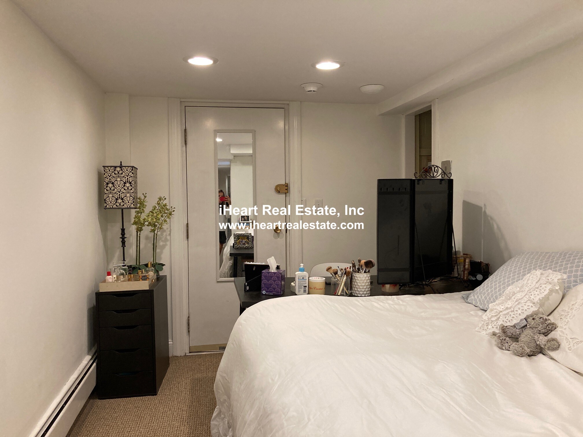 1 bed, 1 bath apartment for rent at 59 Pinckney St Unit B, Beacon Hill — photo 2 of 12