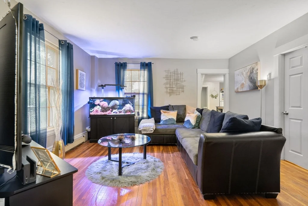 2 bed, 1 bath apartment for rent at 59 Pond St Unit A, Natick — photo 5 of 11