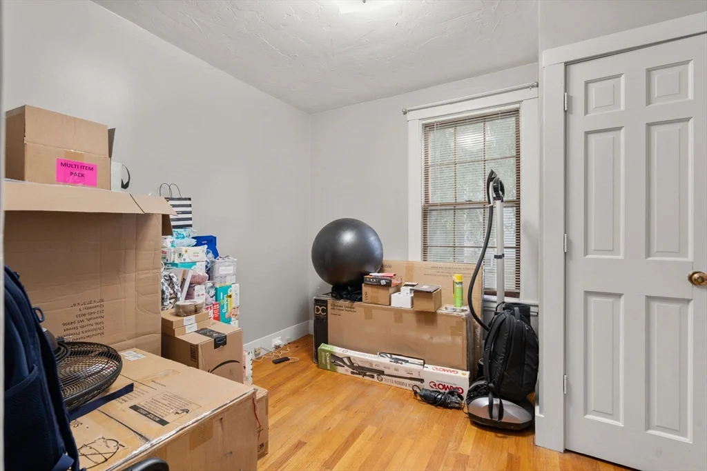 2 bed, 1 bath apartment for rent at 59 Pond St Unit A, Natick — photo 11 of 11