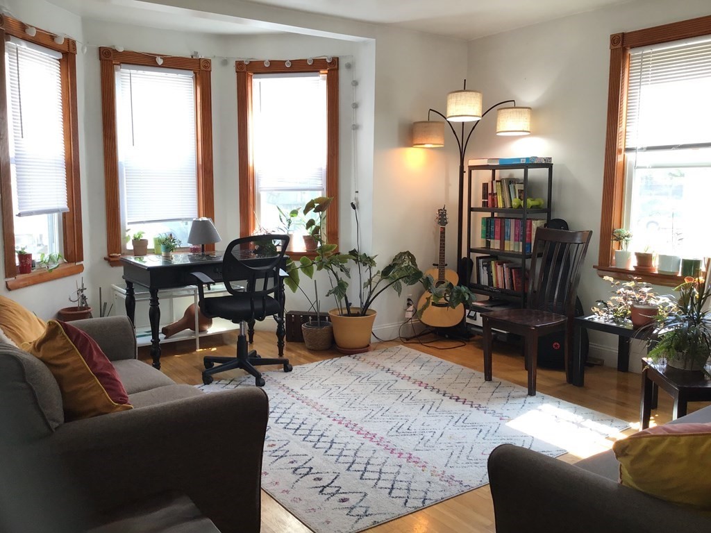 1 bed, 1 bath apartment for rent at 59 Prince St Unit 1, Brookline Village — photo 3 of 6