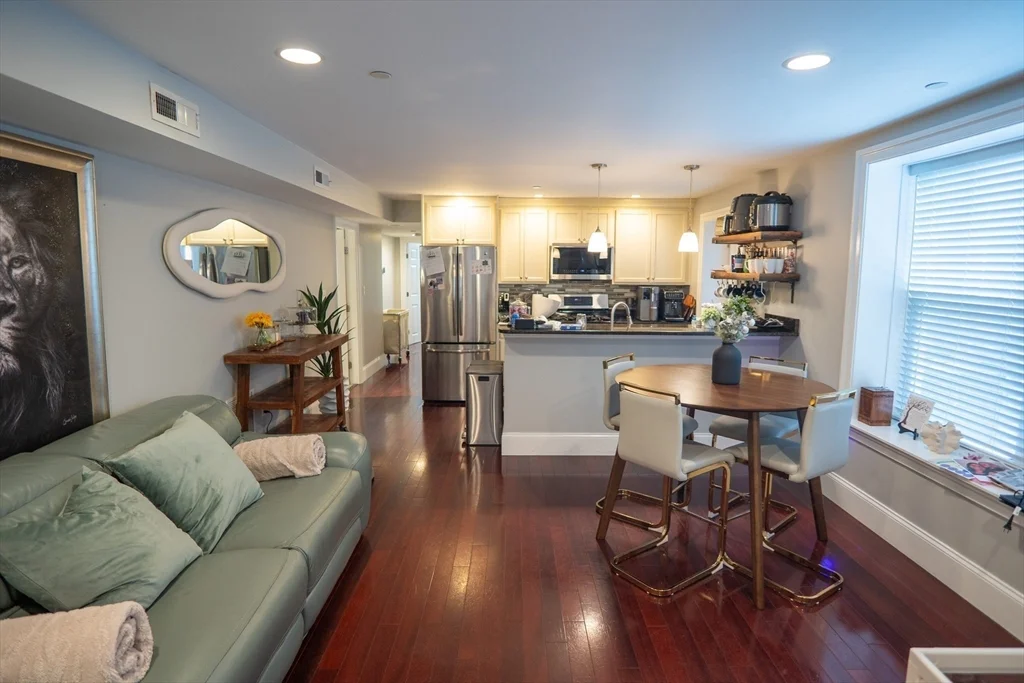 2 bed, 2 bath apartment for rent at 59 Putnam St Unit 1, East Boston — photo 6 of 22
