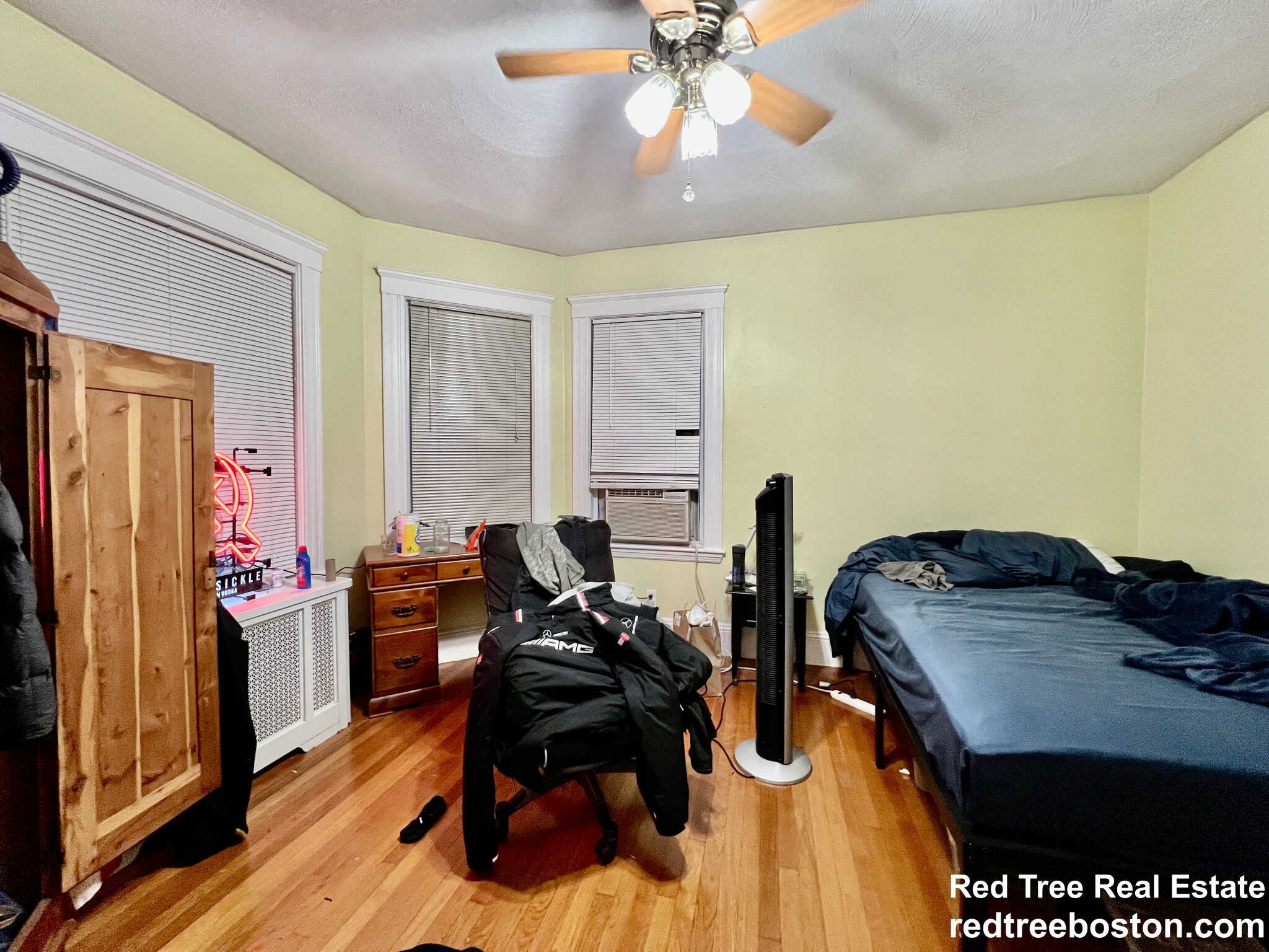 3 bed, 1 bath apartment for rent at 59 Quincy St, Tufts University — photo 4 of 24