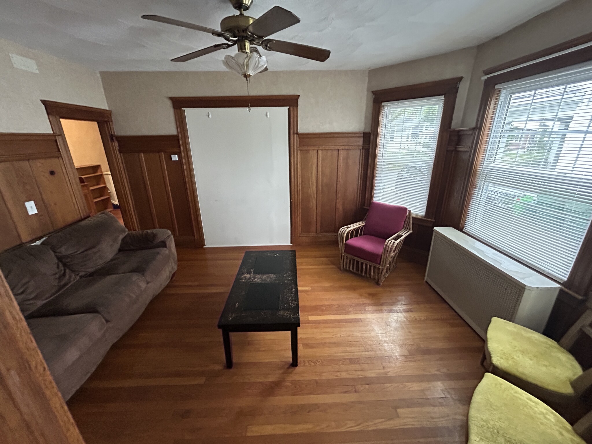 3 bed, 1 bath apartment for rent at 59 Quincy St Unit 59, Medford — photo 4 of 17