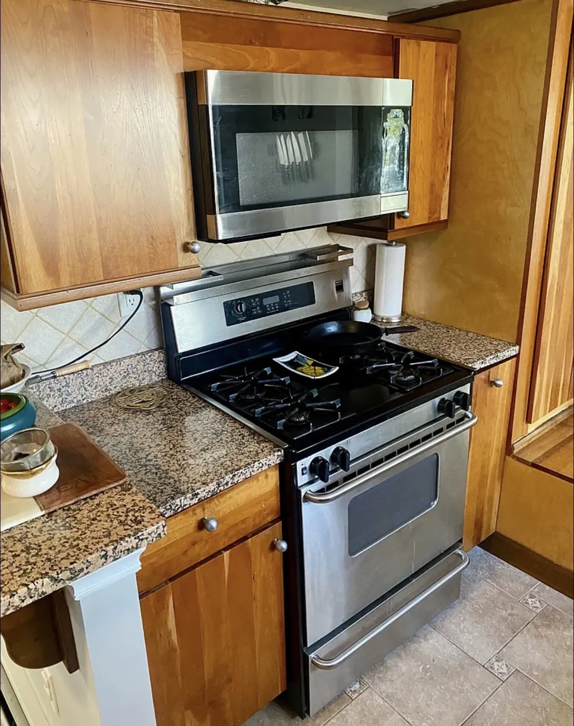 2 bed, 2 bath apartment for rent at 59 Reed St Unit 1, North Cambridge — photo 4 of 16