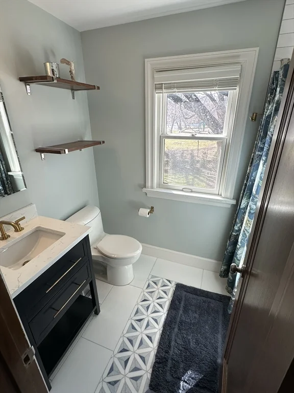 3 bed, 2 bath apartment for rent at 59 Richardson Rd, Belmont — photo 10 of 18