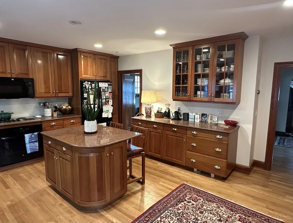 3 bed, 2 bath apartment for rent at 59 Richardson Rd, Belmont — photo 4 of 18