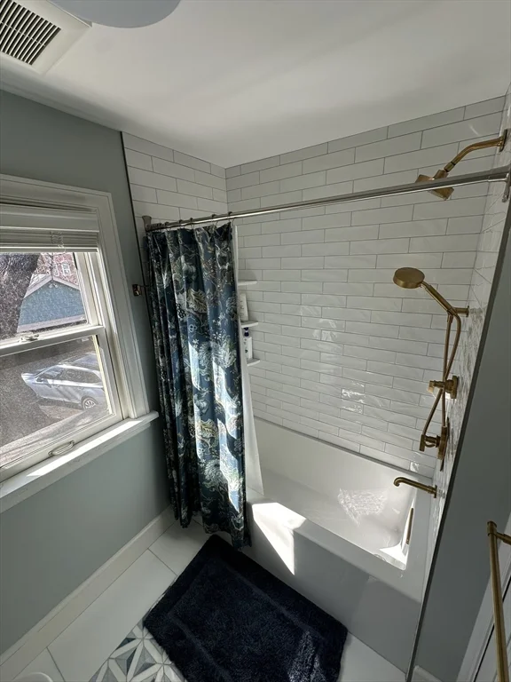 3 bed, 2 bath apartment for rent at 59 Richardson Rd, Belmont — photo 9 of 18