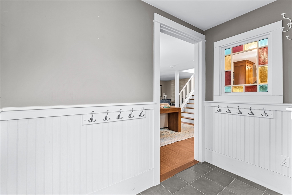 3 bed, 2 bath apartment for rent at 59 Russell Rd, Wellesley — photo 10 of 20