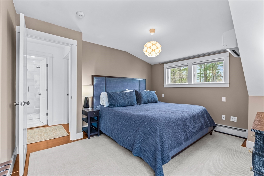 3 bed, 2 bath apartment for rent at 59 Russell Rd, Wellesley — photo 11 of 20