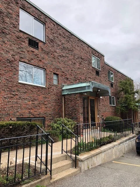 2 bed, 1 bath apartment for rent at 59 Saint Paul St Unit 2, Brookline — photo 2 of 29