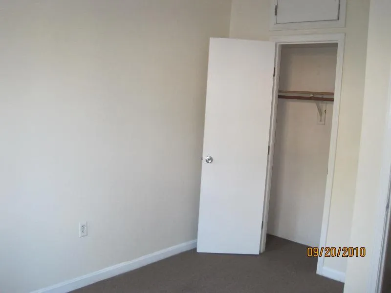 1 bed, 1 bath apartment for rent at 59 South Huntington Ave Unit 4, Jamaica Plain — photo 5 of 12