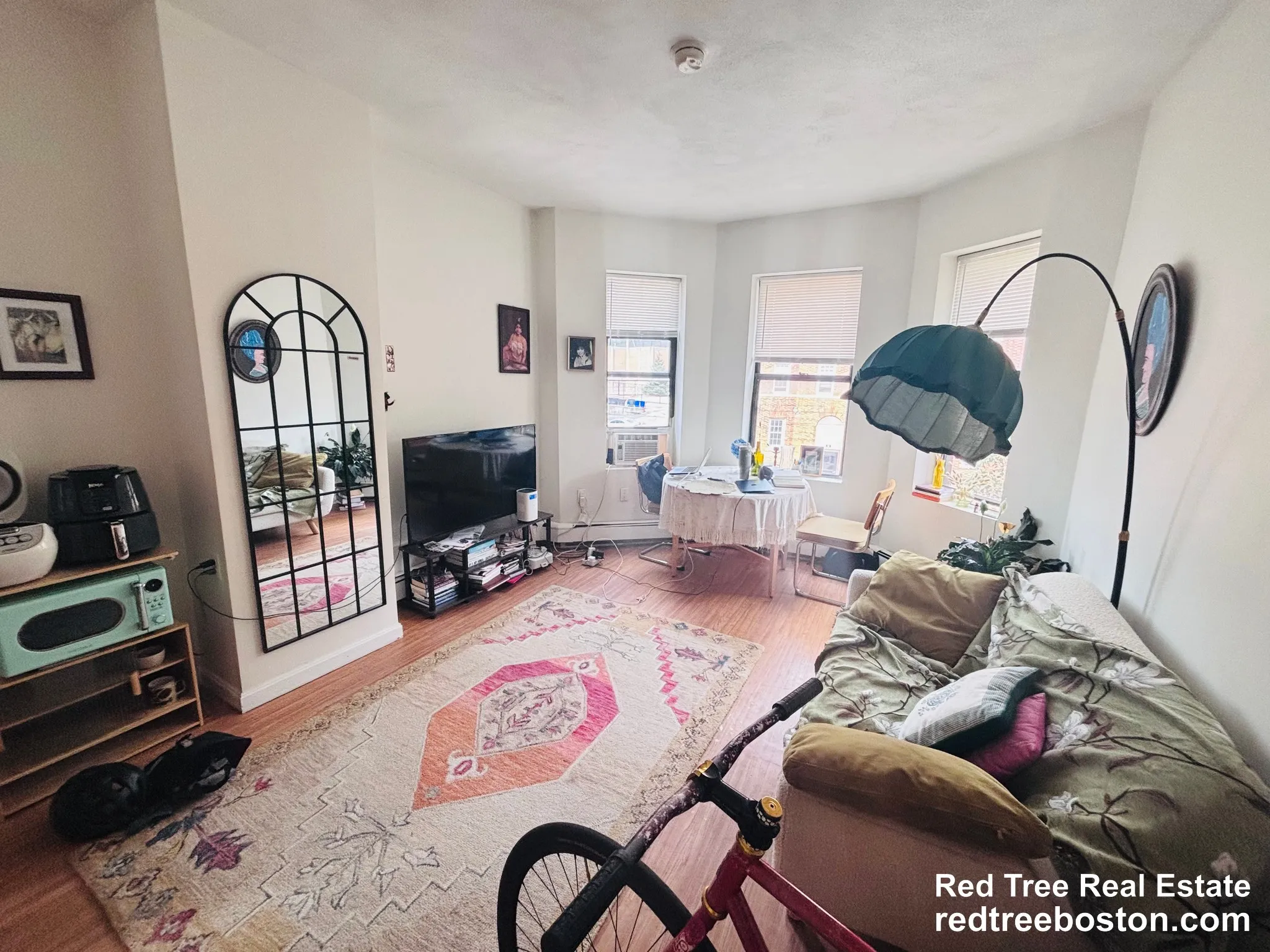 1 bed, 1 bath apartment for rent at 59 South Huntington Ave Unit 4, Jamaica Plain — photo 7 of 8