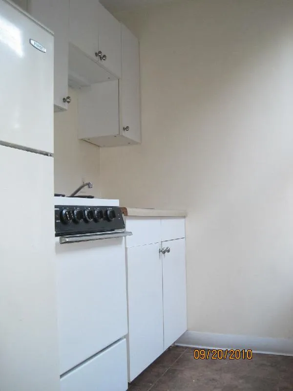 1 bed, 1 bath apartment for rent at 59 South Huntington Ave Unit 4, Jamaica Plain