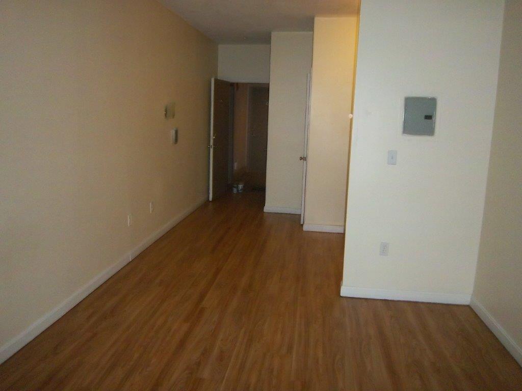 Studio bed, 1 bath apartment for rent at 59 South Huntington Ave Unit 6, Jamaica Plain — photo 3 of 6
