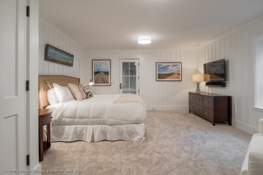 8+ bed, 4+ bath apartment for rent at 59 S Shore Rd, Surfside — photo 38 of 42
