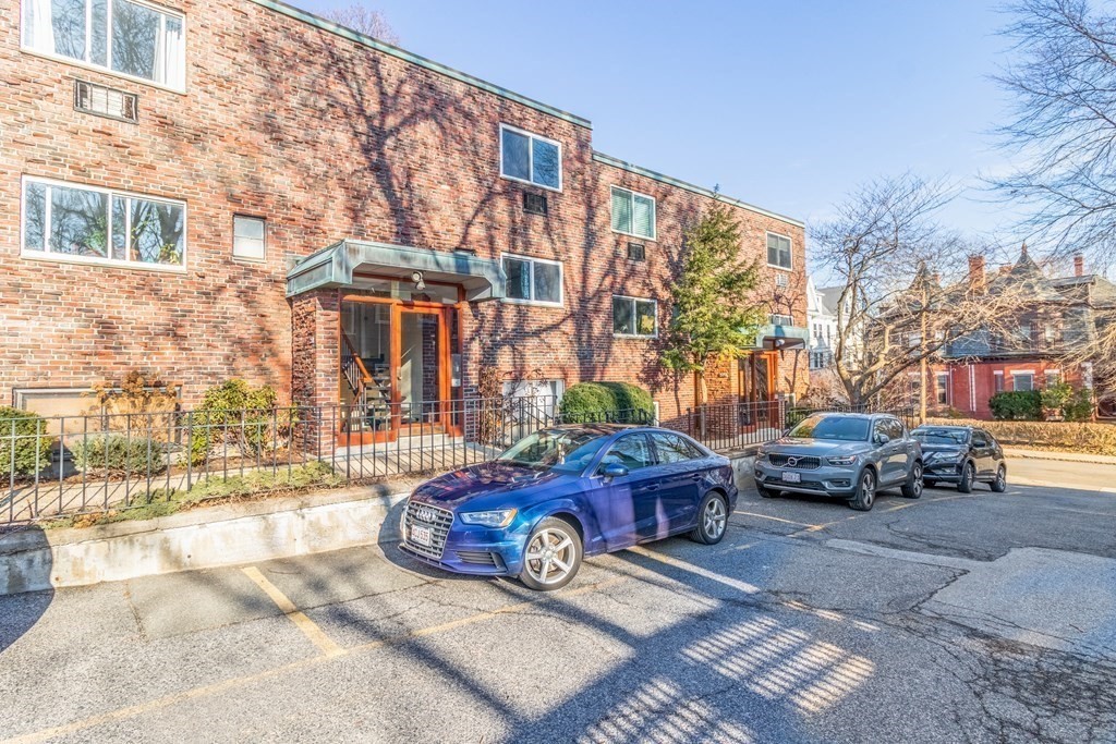 2 bed, 1 bath apartment for rent at 59 St Paul St Unit 1, Brookline — photo 13 of 13