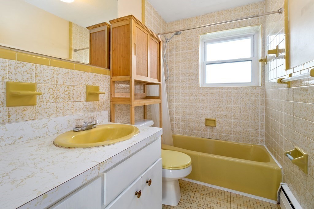 2 bed, 1 bath apartment for rent at 59 St Paul St Unit 1, Brookline — photo 11 of 13