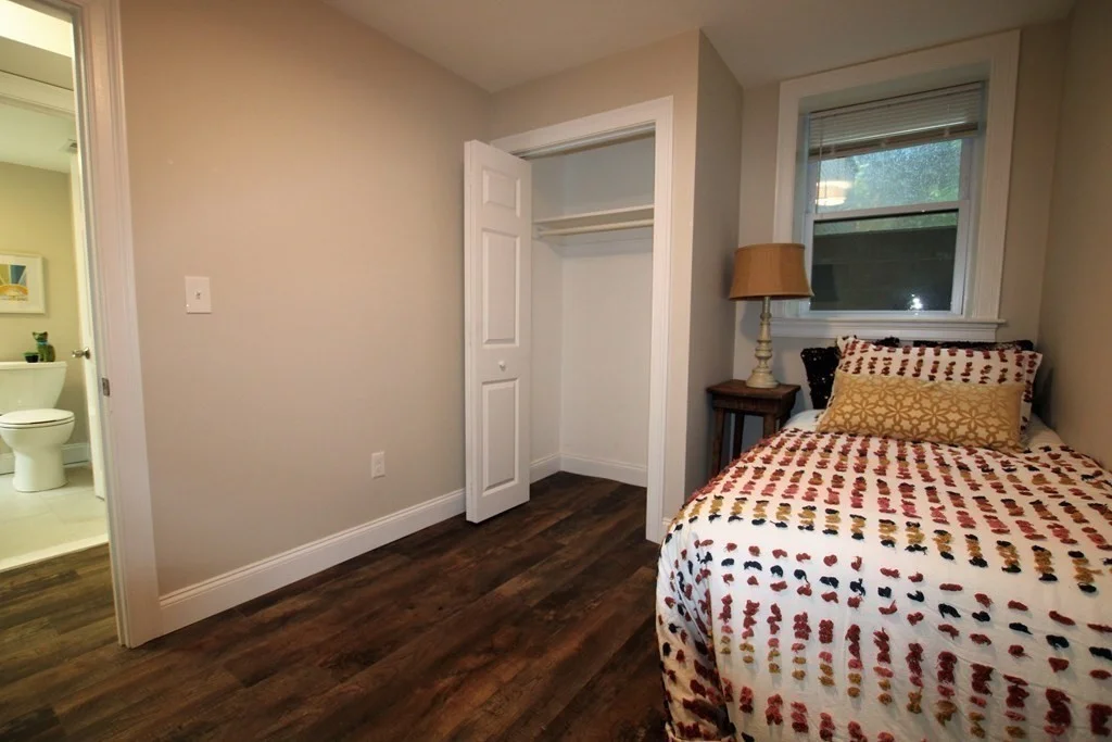 4 bed, 2 bath apartment for rent at 59 Strathmore Rd Unit A, Brighton — photo 14 of 17